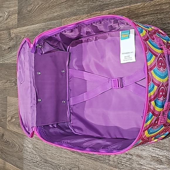 DreamWorks Trolls kids suitcase with wheels - Picture 8 of 9